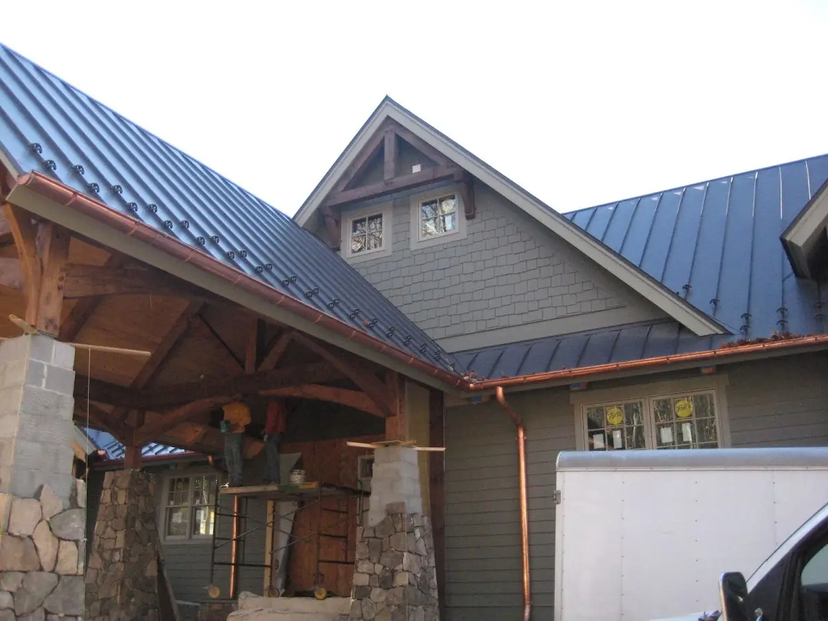 Craftsman Roofing team delivering quality roofing work in Surfside
